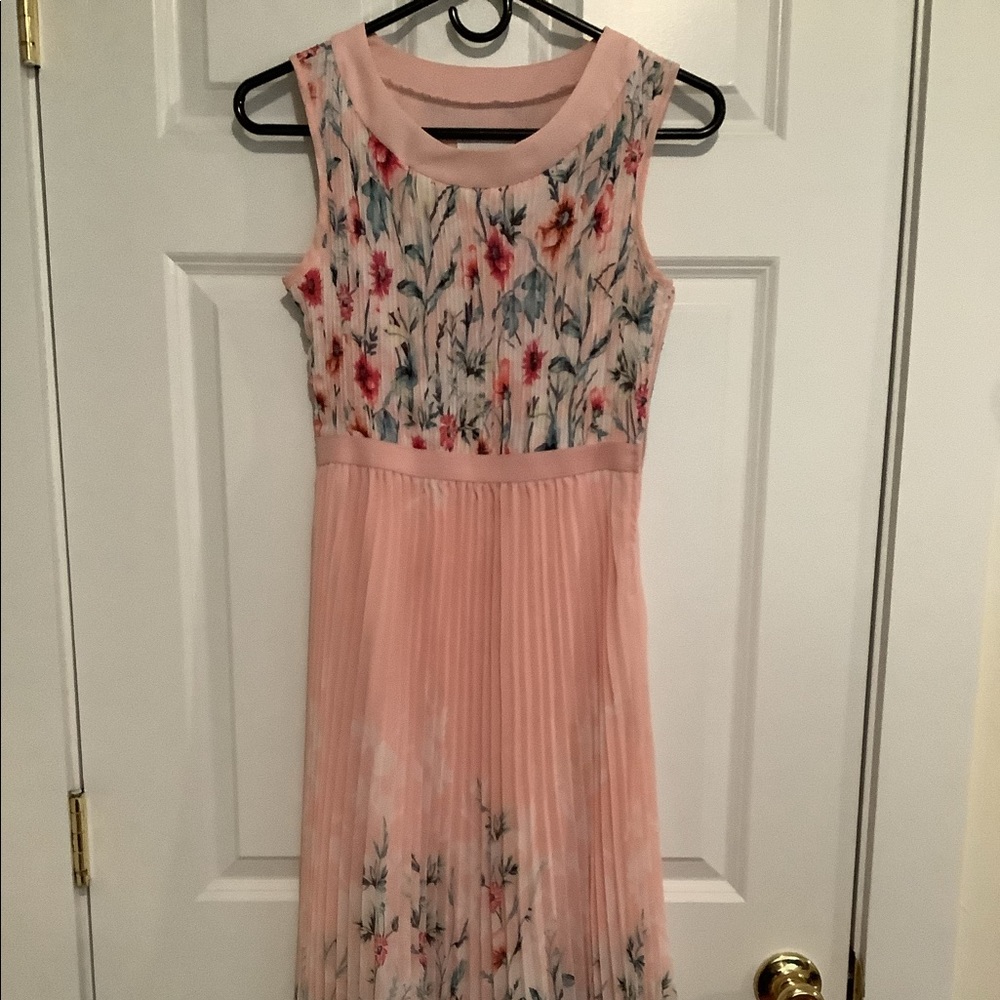 young lady dress